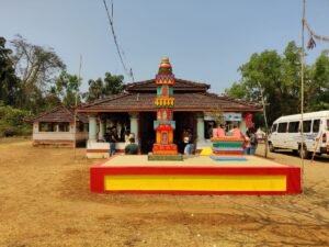 10 Study Tour F.Y.B.Arch Sawantwadi Mauli Temple at Ronapal