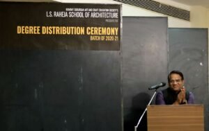 Degree Distribution Bachelors of Architecture LSRSA (82)